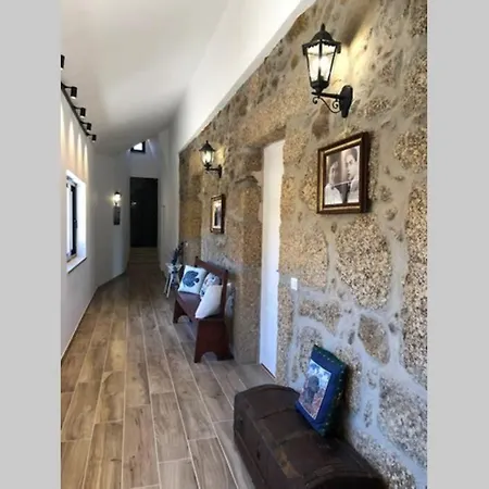 Grandfather's House Casa vacanze Tábua