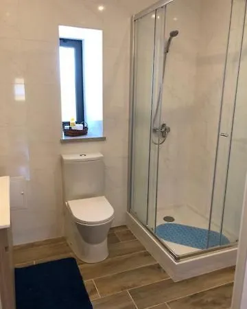 Grandfather's House * Tábua