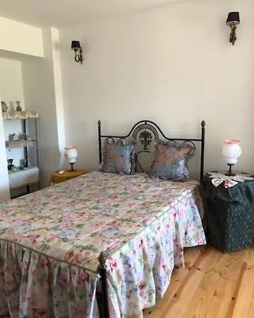 Сasa de vacaciones Grandfather's House Tábua